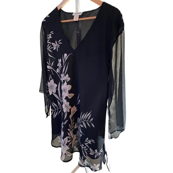 Beautiful Plus Size Tunic Blouse, Size 2X - Picture 5 of 10